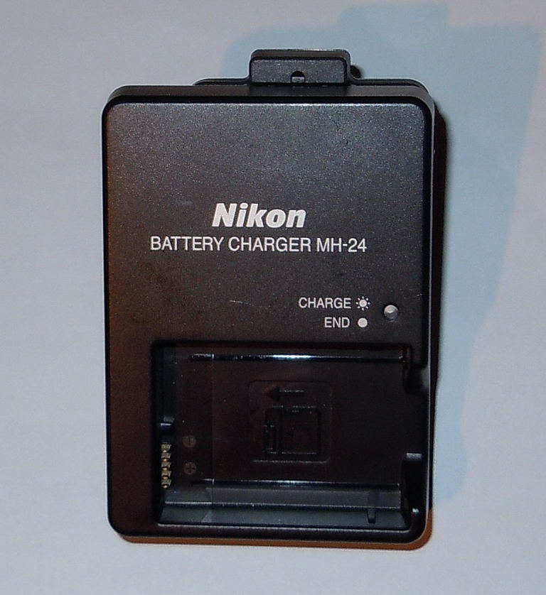Nikon MH-24 Nikon MH-24